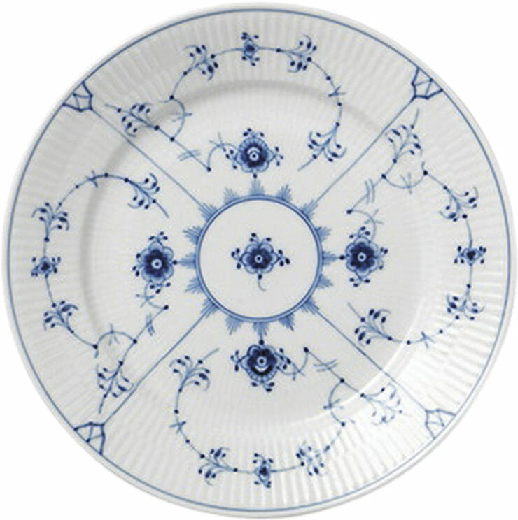 Royal Copenhagen Musselmalet Riflet 22 Cm. Flad Tallerken