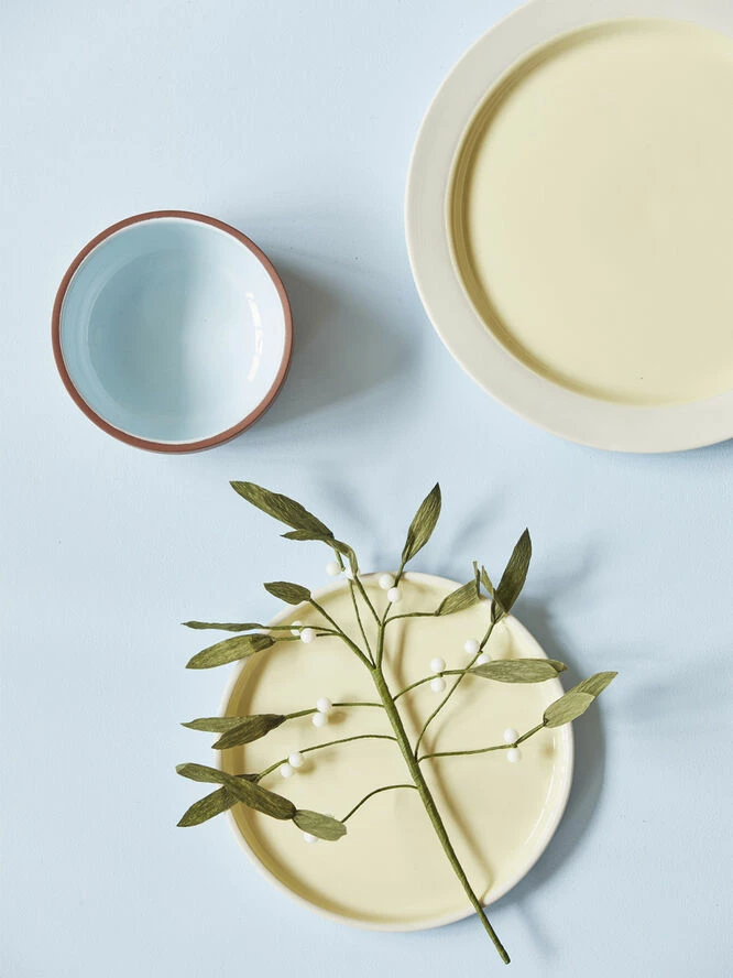 Studio About PLATE, MEDIUM, 2 PCS, CLAY IVORY, GLAZE LIGHT YELLOW, 18515I - Billede 7